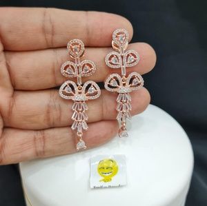 Meet your Posher, Samiha